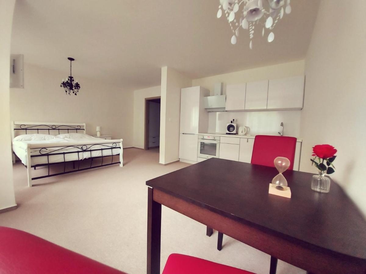 The Meetinka Apartments Jeseník Eksteriør billede